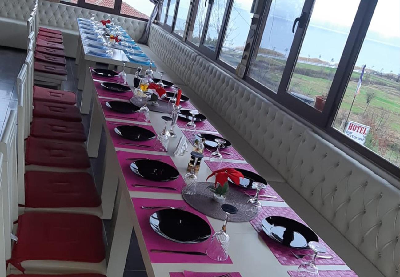 Hotel Villa Stone Dream Bar Restaurant Udenisht Exterior photo