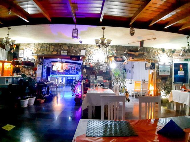 Hotel Villa Stone Dream Bar Restaurant Udenisht Exterior photo